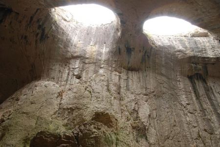 Пещерите в България – мистичният свят под земята

