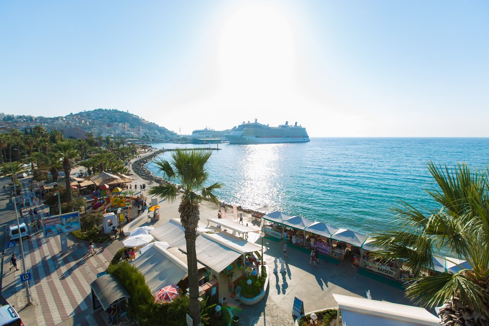 Кушадасъ, Турция: 7 незабравими нощувки със самолет от София